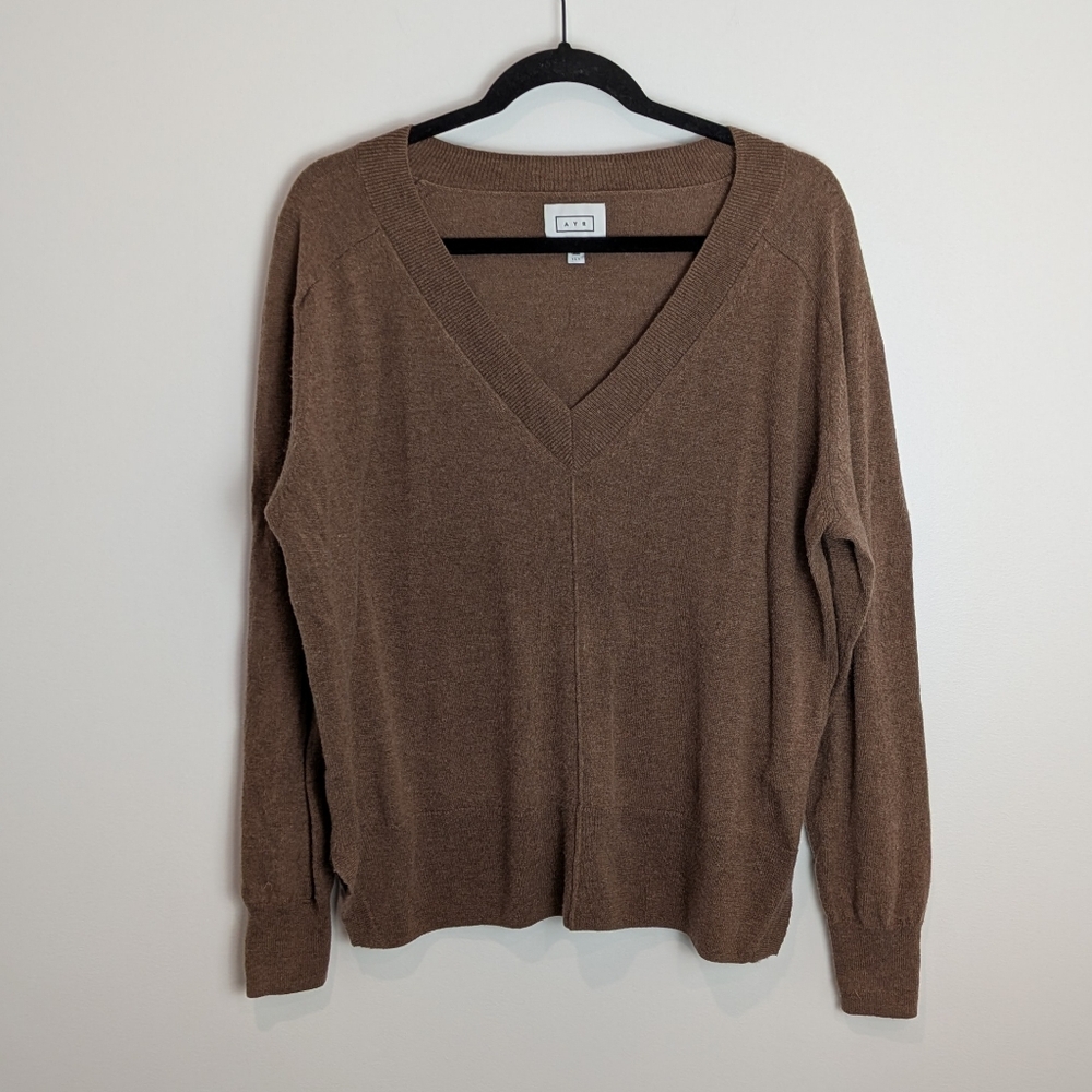 AYR 100% Cashmere V Neck Sweater Size L Brown Neutral Closet Staple Quiet Luxury